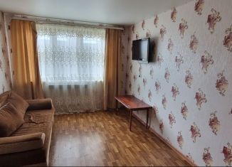 Продается 1-комнатная квартира, 27 м2, Донской, Комсомольская улица