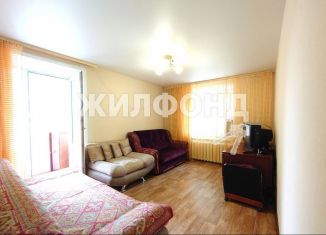 Продается двухкомнатная квартира, 42 м2, Новосибирск, Путевая улица, 15, метро Речной вокзал