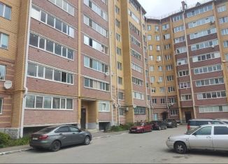 Продается 1-ком. квартира, 37 м2, Йошкар-Ола, улица Строителей, 25В, Октябрьский микрорайон