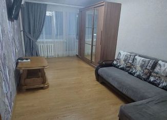 Двухкомнатная квартира в аренду, 56 м2, Армавир, улица Советской Армии, 31