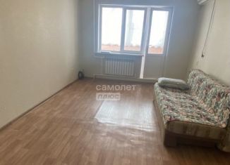 Продаю 1-ком. квартиру, 46 м2, Астрахань, Ленинский район, улица Аксакова, 14к3