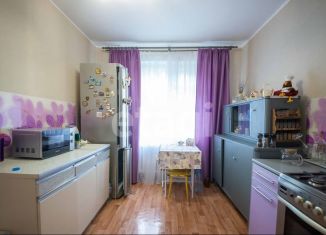 Продам 2-ком. квартиру, 51 м2, Тула, улица Пузакова, 64