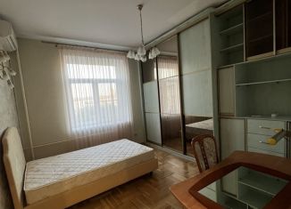 Сдаю трехкомнатную квартиру, 80 м2, Москва, Ленинский проспект, 64/2