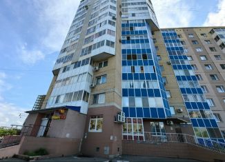 Продается 1-комнатная квартира, 52.5 м2, Омск, 3-я Енисейская улица, 32/1