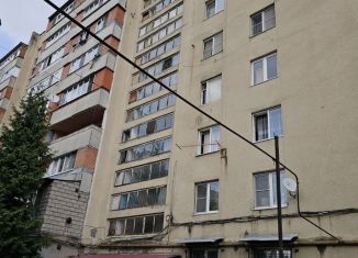 Продажа 2-ком. квартиры, 63 м2, Владикавказ, проспект Доватора, 15, 34-й микрорайон