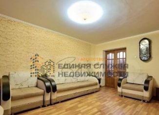 Сдается 2-ком. квартира, 70 м2, Уфа, улица Цюрупы, 156/1