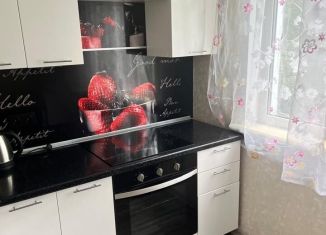 Сдам 3-комнатную квартиру, 60 м2, Новосибирск, улица Куприна