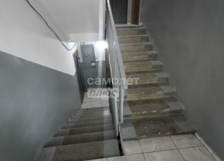 Продается 2-ком. квартира, 45 м2, Элиста, улица Максима Горького, 15