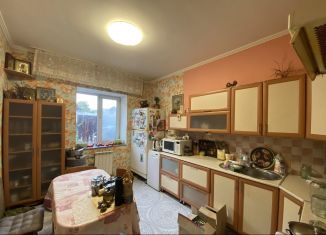 Сдам в аренду дом, 190 м2, Казань, Приволжский район, Депутатская улица