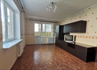 Продажа 2-ком. квартиры, 56 м2, Оренбург, улица Диагностики, 21