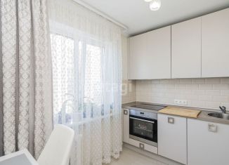 Продается 1-ком. квартира, 32.5 м2, Тюмень, Ялуторовская улица, 12