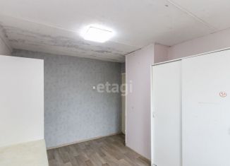 Продается 2-ком. квартира, 43 м2, Тюмень, улица Беляева, 25