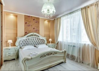 Сдаю 2-ком. квартиру, 70 м2, Ростов-на-Дону, улица Пацаева