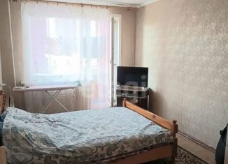 Продам 1-ком. квартиру, 33 м2, Карачев, улица Карла Либкнехта, 25