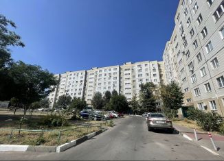 Продается 3-ком. квартира, 64 м2, Белгородская область, микрорайон Королёва, 14