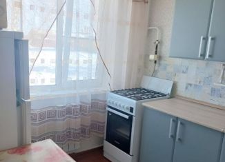 Продается 2-ком. квартира, 48 м2, Омская область, Комсомольская улица, 1