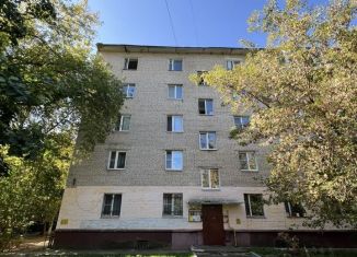 Продам 2-ком. квартиру, 40.2 м2, Дедовск, улица Космонавта Комарова, 12