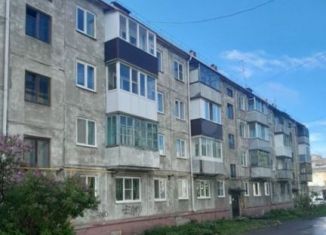 Сдам в аренду 3-ком. квартиру, 57 м2, Новоалтайск, улица Крылова, 1