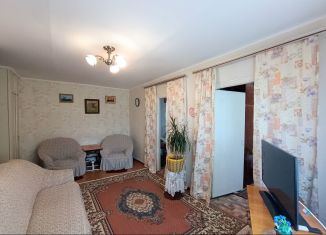 Продажа 3-комнатной квартиры, 62 м2, Абакан, улица Кошурникова, 1