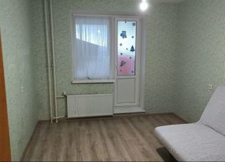 Продаю 3-ком. квартиру, 78 м2, Ленинградская область, Квартальная улица, 2