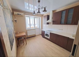 Продам 1-комнатную квартиру, 38 м2, Краснодар, Бородинская улица, 10