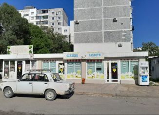 Продаю торговую площадь, 70 м2, Новороссийск, улица Видова, 165