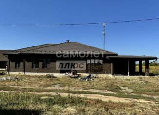 Продам дом, 258.9 м2, село Толмачево, Новослободская улица, 9