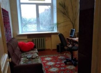 Аренда трехкомнатной квартиры, 82 м2, Новочеркасск, улица Кривошлыкова, 7