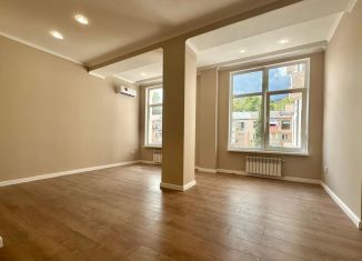 Продажа двухкомнатной квартиры, 42.7 м2, Ялта, Киевская улица, 44