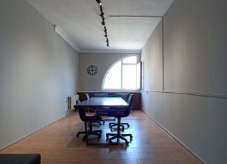 Аренда офиса, 30 м2, Махачкала, улица Коркмасова, 40