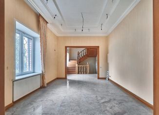 Продам помещение свободного назначения, 2500 м2, Сысерть, Трактовая улица, 2Б