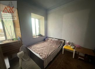 Продам 3-ком. квартиру, 60 м2, Феодосия, улица Циолковского, 12