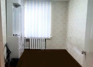 Продам 3-ком. квартиру, 60 м2, Сальск, улица Дзержинского, 64