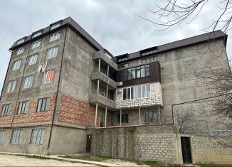 Продается двухкомнатная квартира, 85 м2, Махачкала, улица Джамалутдина Атаева, 2Д, Кировский район