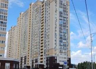 Продажа 1-ком. квартиры, 42 м2, Липецк, улица С.С. Бехтеева, 9