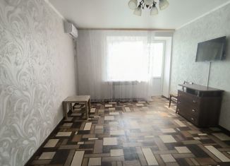 Продается 1-ком. квартира, 37 м2, Ишимбай, улица Космонавтов, 10