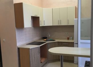 Сдам 1-ком. квартиру, 30 м2, рабочий посёлок Нахабино, улица Белобородова, 1