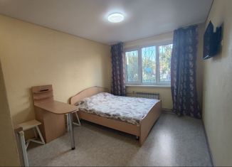 Продажа 3-ком. квартиры, 68 м2, Челябинск, улица Чичерина, 33