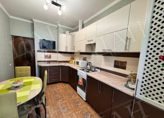 Продам 2-ком. квартиру, 66 м2, Ставропольский край, улица Павлова, 10Ак2