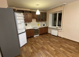 Сдам 3-ком. квартиру, 64 м2, Бурятия, улица Борсоева, 69