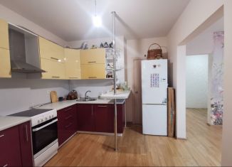 Продажа 2-ком. квартиры, 60 м2, Тюмень, улица Николая Зелинского, 19, ЖК Семейный