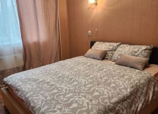 Сдам 2-ком. квартиру, 60 м2, Тюмень, Широтная улица, 17