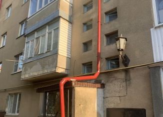 Трехкомнатная квартира в аренду, 80.2 м2, Ставрополь, улица Михаила Морозова, 49