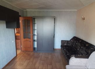 Сдается 1-ком. квартира, 29 м2, Новосибирск, Чемская улица, 4