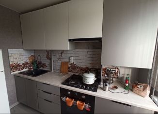 Сдаю 2-комнатную квартиру, 56 м2, Чебоксары, Хевешская улица, 35/17, Ленинский район