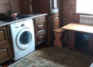 Аренда 1-комнатной квартиры, 45 м2, Махачкала, улица Перова, 14