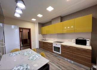 Сдается в аренду 2-комнатная квартира, 75 м2, Томск, улица Гоголя, 55