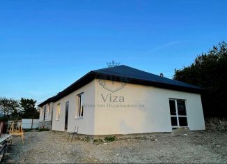 Продам дом, 80 м2, поселок городского типа Новомихайловский, улица Горняков, 21/1