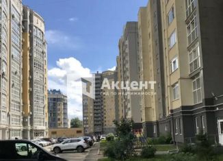 Продам 1-ком. квартиру, 43 м2, Иваново, улица Кузнецова, 12