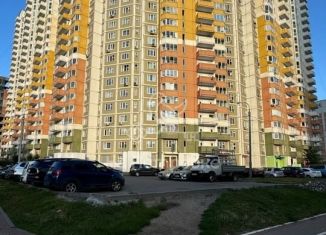 Продаю трехкомнатную квартиру, 81.5 м2, Химки, улица Панфилова, 1